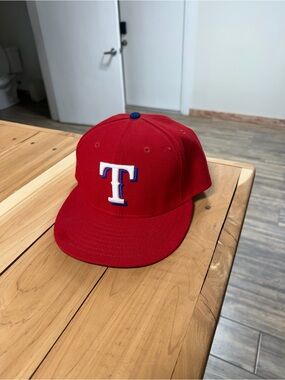 Texas Rangers New Era 59FIFTY Red Fitted Baseball Hat MLB